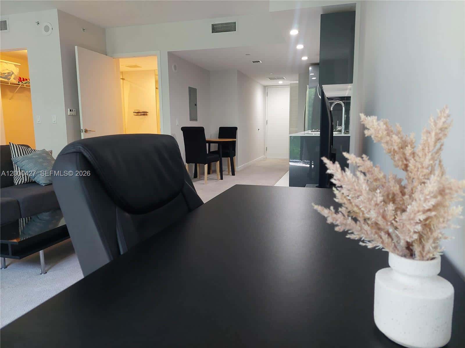 31 SE 6th St # 403, Miami FL 33131