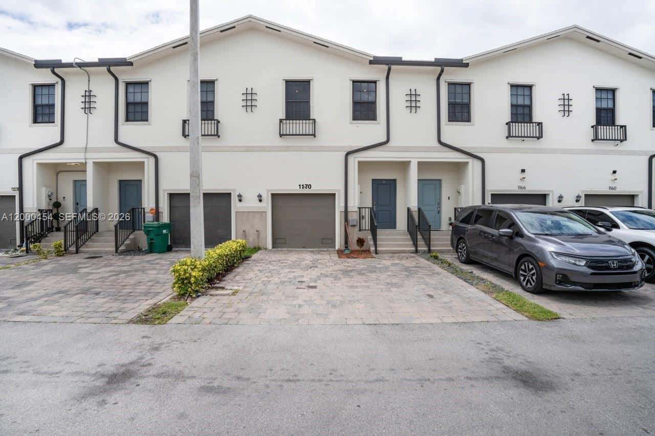 1170 SW 7th Ct, Florida City FL 33034