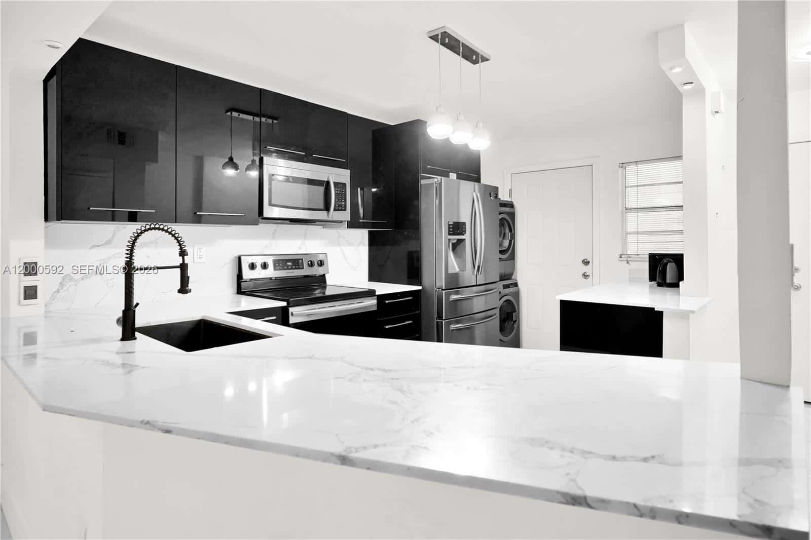 1750 NE 191st St # 2, Miami FL 33179