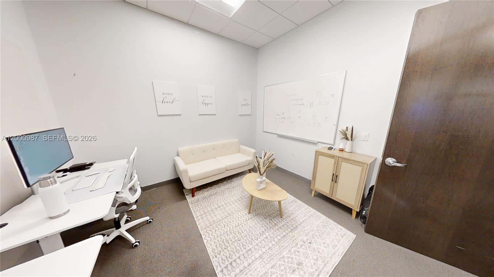 1501 Biscayne Blvd # D, FL 33132