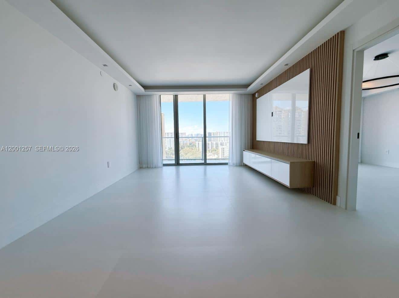 330 Sunny Isles Blvd # 1405, Sunny Isles Beach FL 33160
