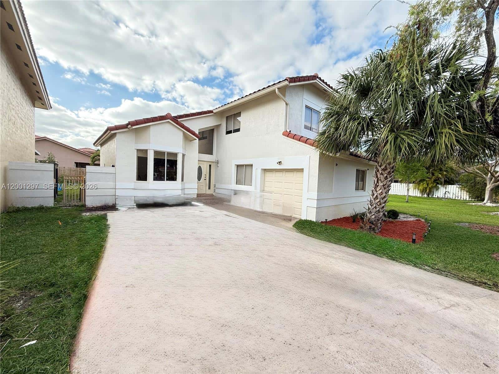 18318 NW 61st Ct, Hialeah FL 33015
