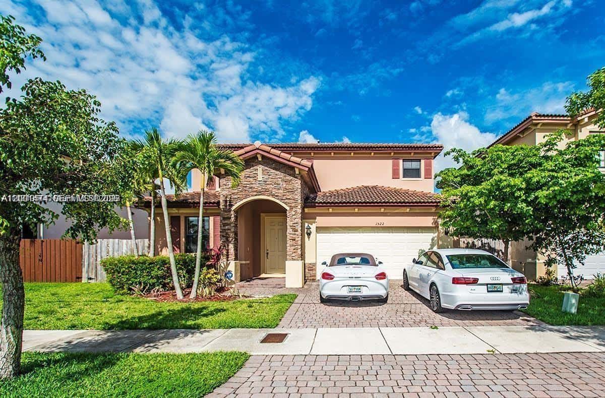 1522 SW 144th Ave, Miami FL 33184