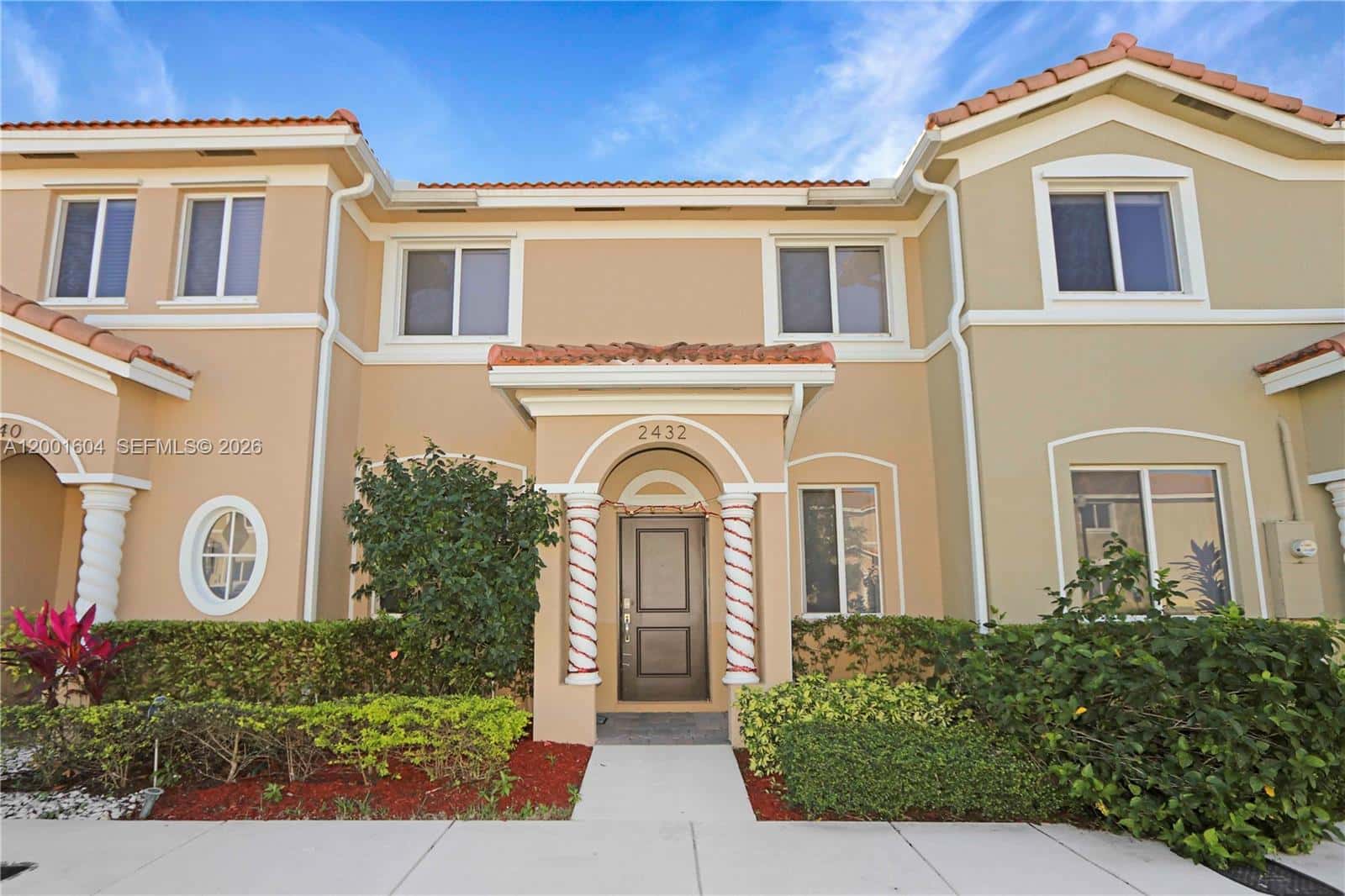2432 SE 10th Ct, Homestead FL 33035