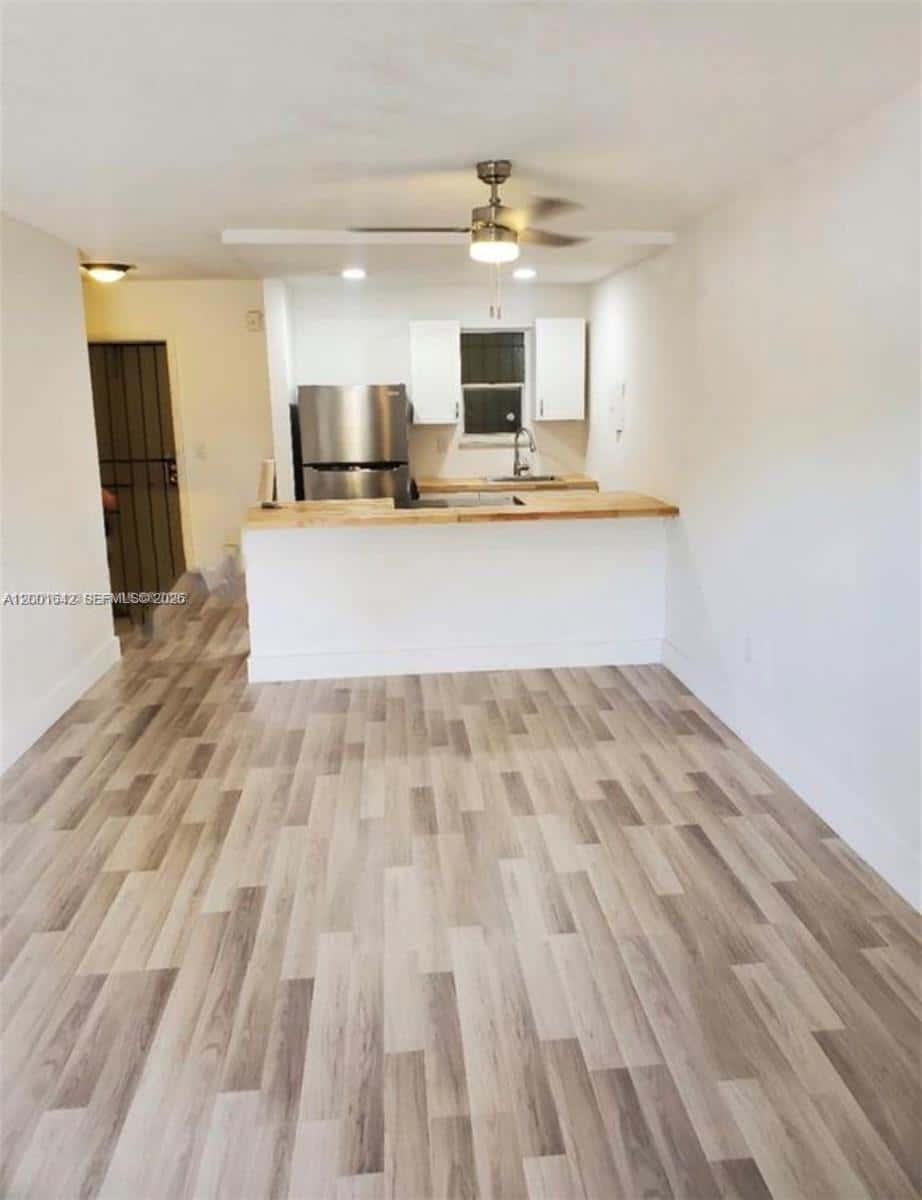 3181 SW 13th St # 108, Miami FL 33145