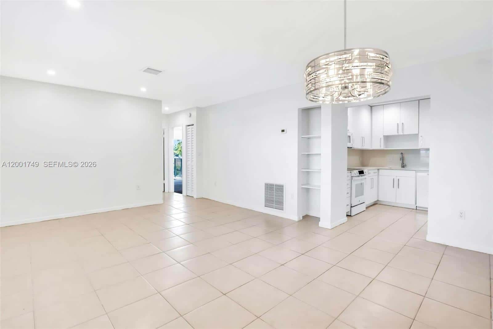 15391 S Dixie Hwy 60 Hwy # 60, Palmetto Bay FL 33157