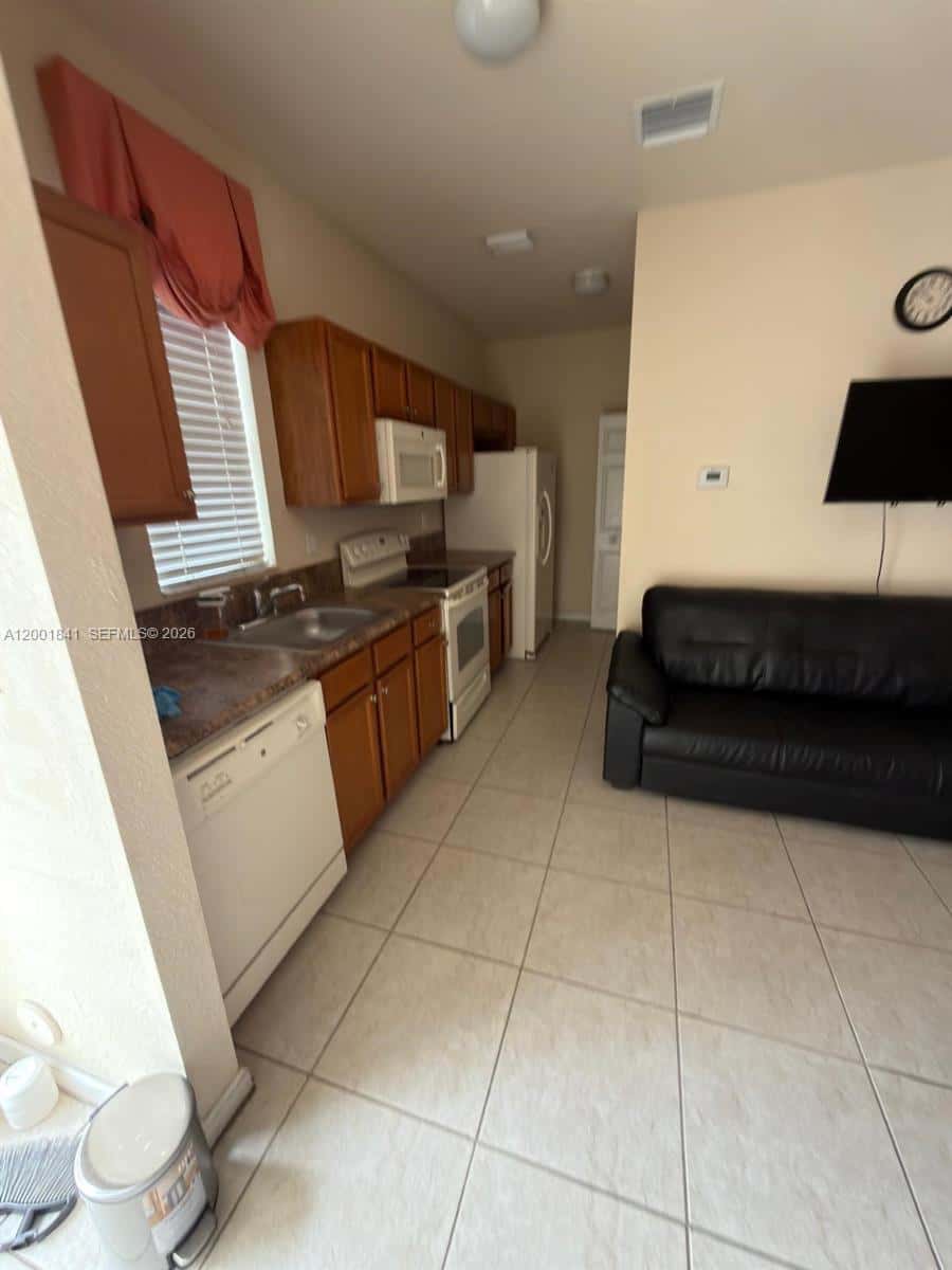 16961 SW 90th Ter, Miami FL 33196