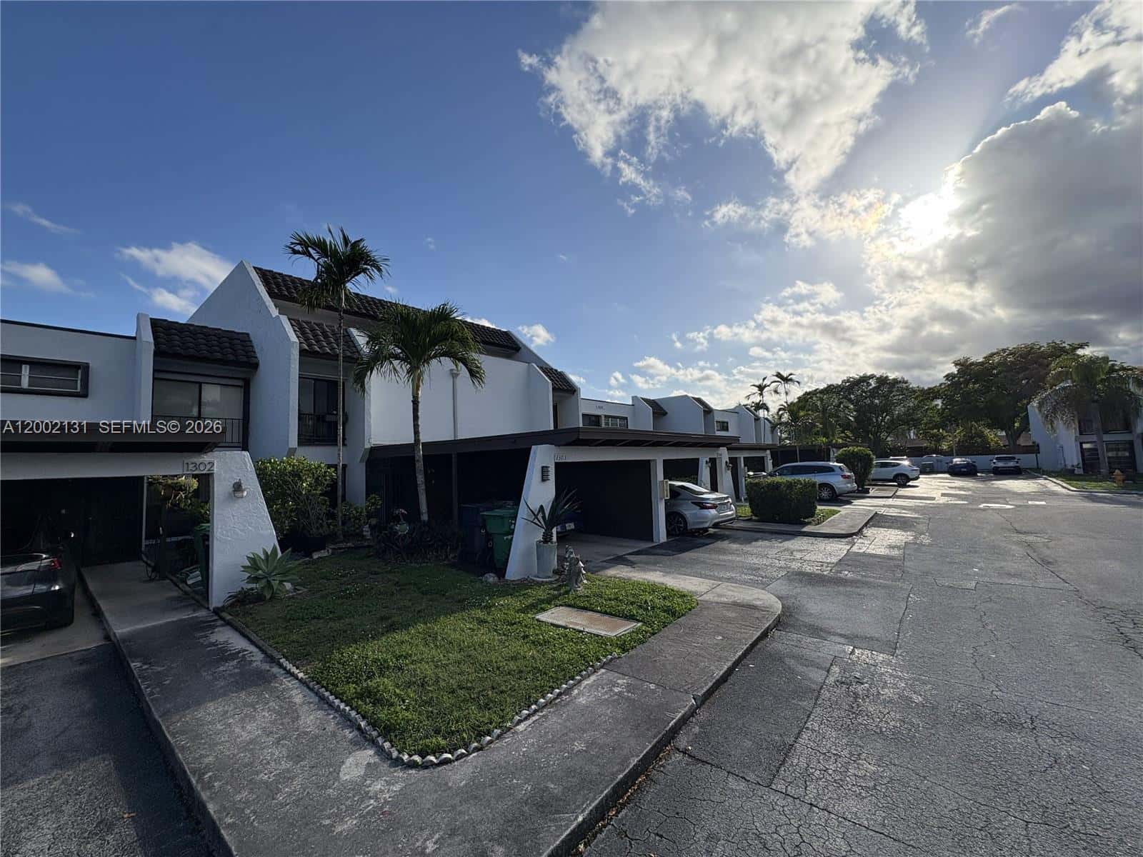 6530 Kendale Lakes Dr # 1303, Miami FL 33183