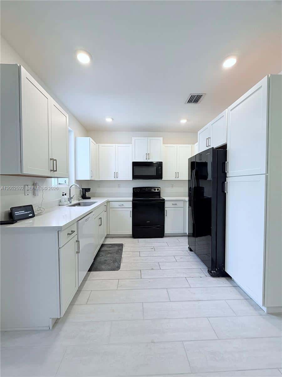 2367 SE 11th St # 2367, Homestead FL 33035