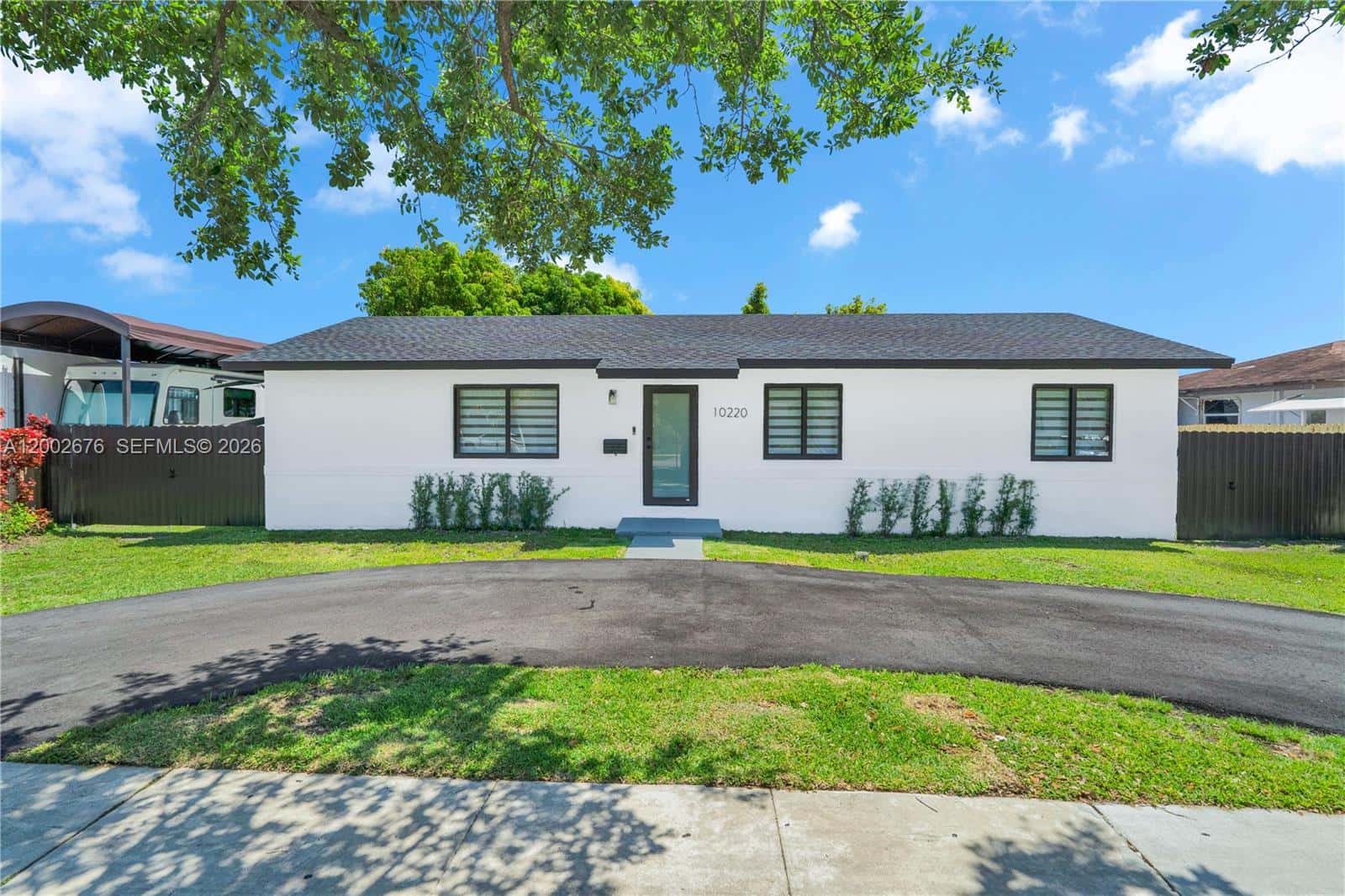 10220 SW 168th St, Miami FL 33157