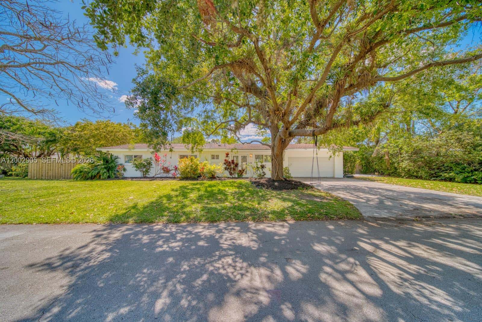 13700 SW 74th Ct, Palmetto Bay FL 33158