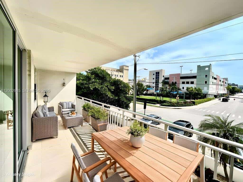 9500 W Bay Harbor Dr # 2G, Bay Harbor Islands FL 33154