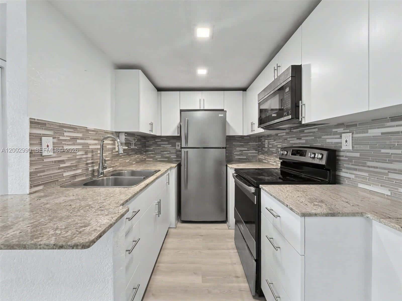 606 W 81st St # 120, Hialeah FL 33014