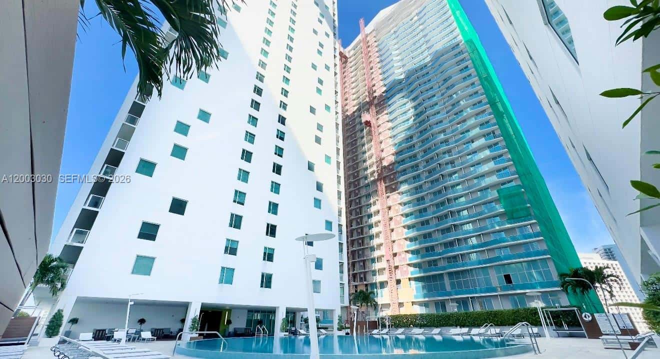 55 SE 6th St # 3403, Miami FL 33131