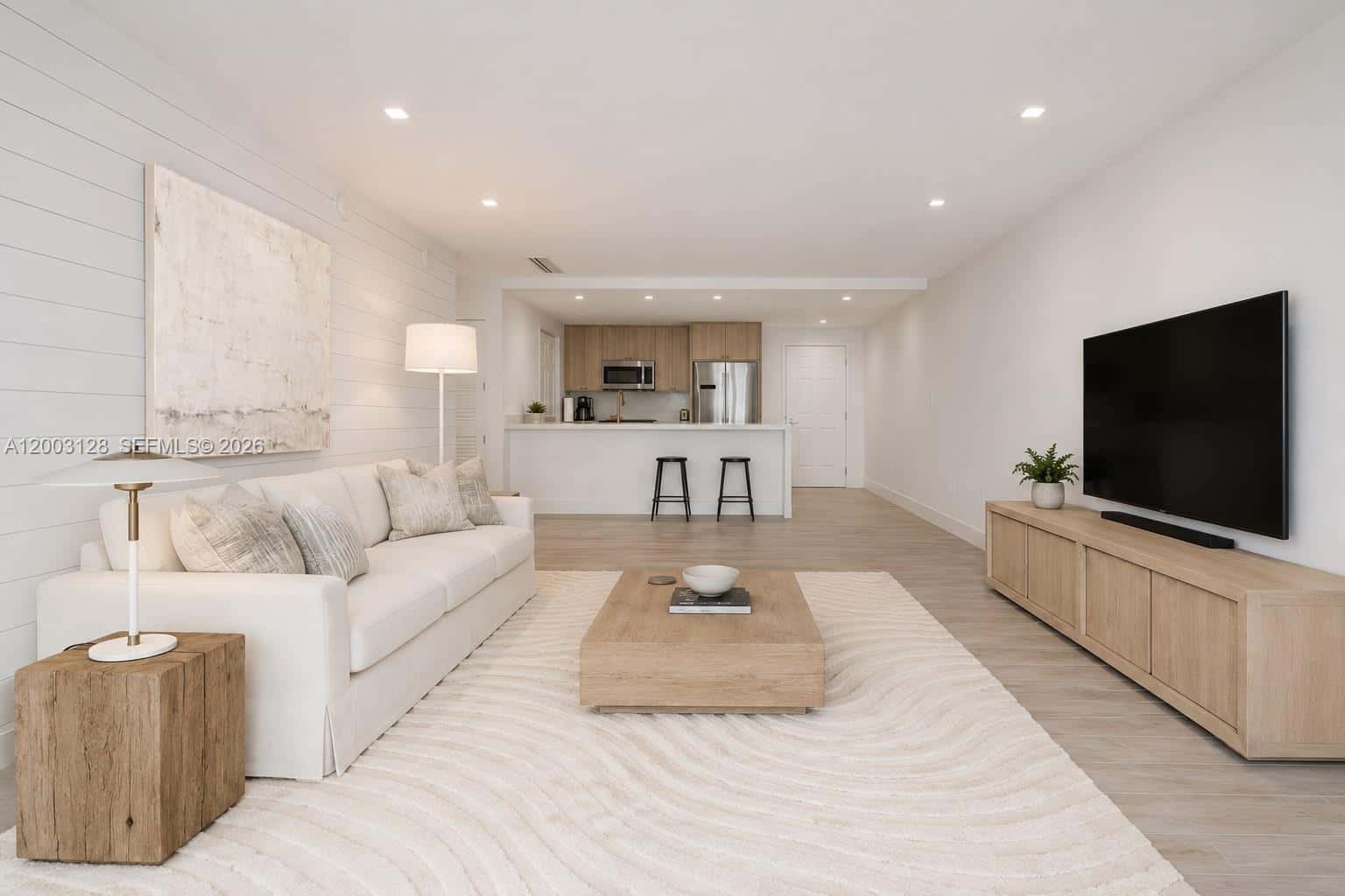 1300 Ponce De Leon Blvd # 815, Coral Gables FL 33134