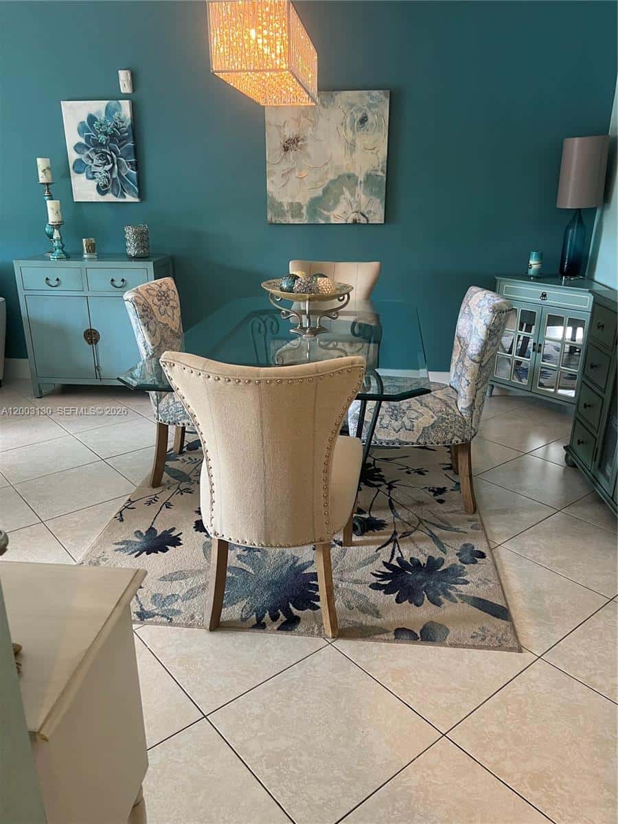 8335 SW 72nd Ave # 212D, Miami FL 33143