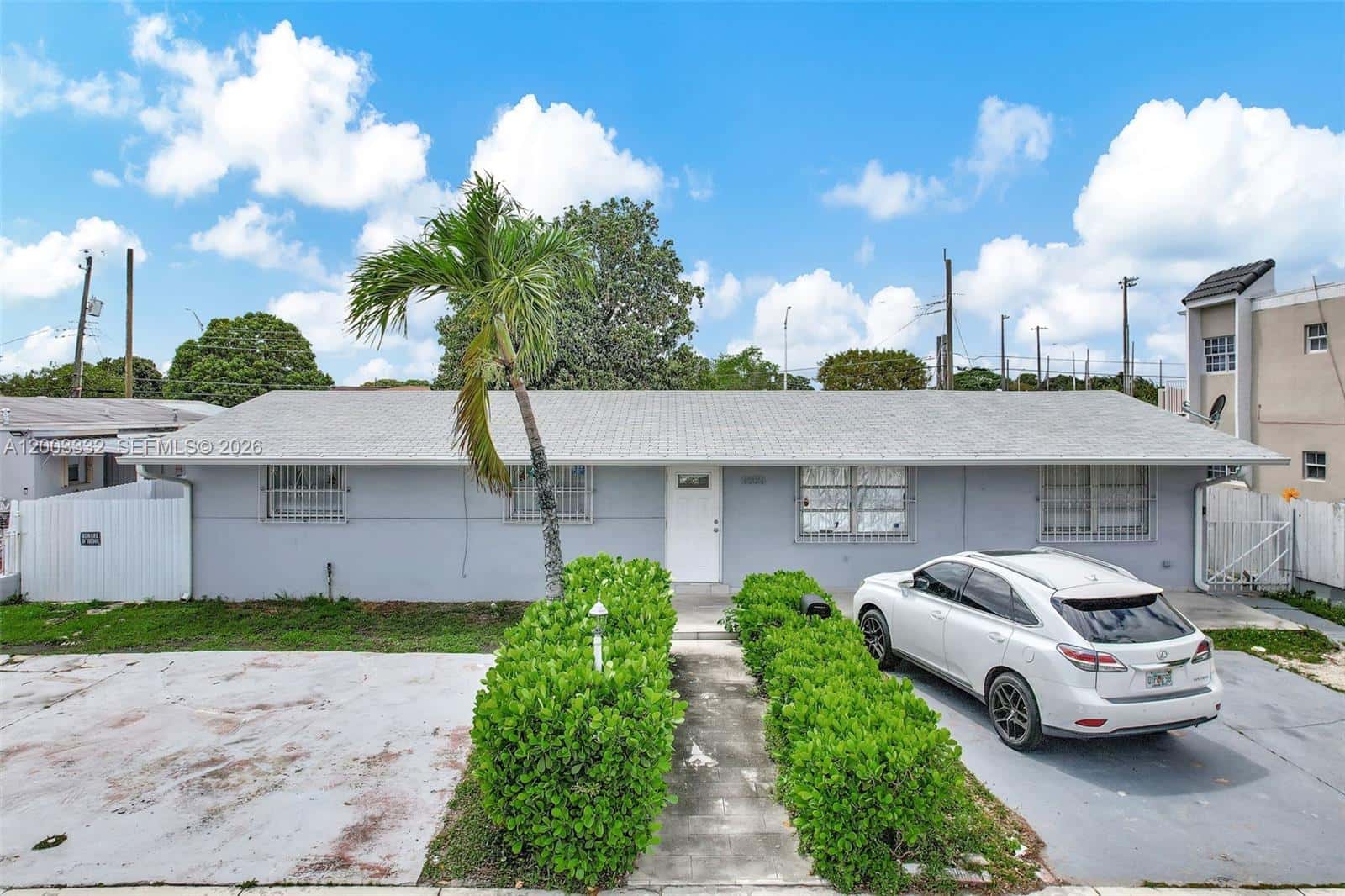2650 W 8th Ave, Hialeah FL 33010