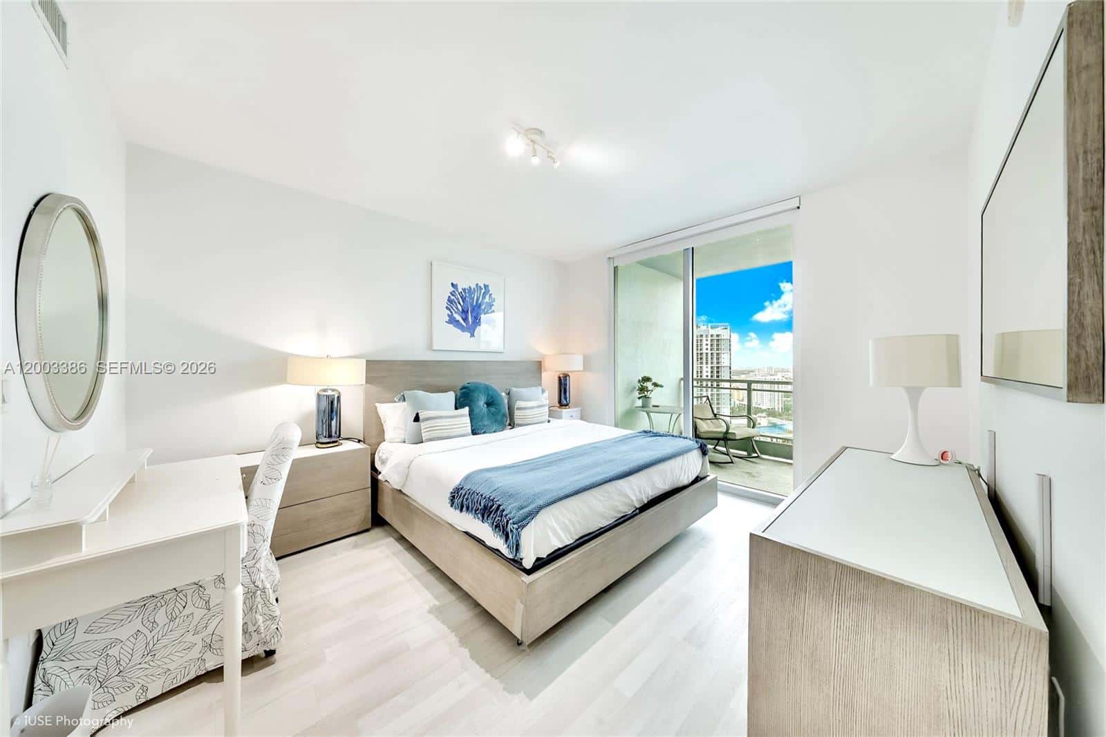90 SW 3rd St # 3109, Miami FL 33130