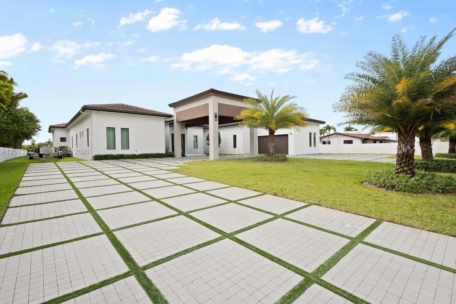 80 NW 129th Ave # 0, Miami FL 33182