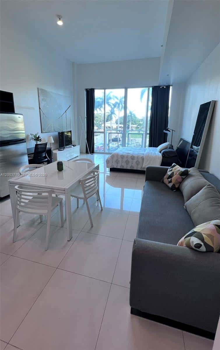 244 Biscayne Blvd # 237, Miami FL 33132