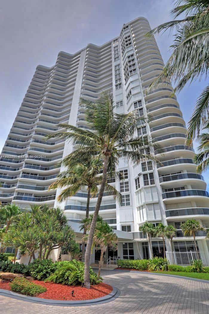 16711 Collins Ave # 602, Sunny Isles Beach FL 33160