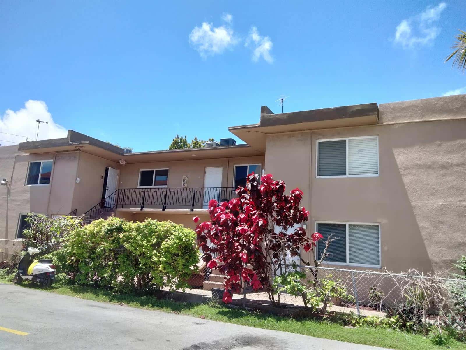 460 SW 7th Street, Miami FL 33130