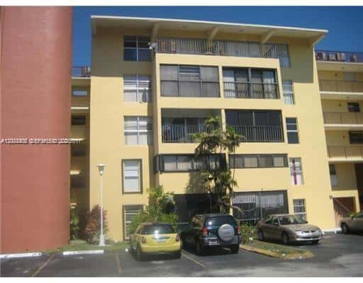 8775 Park Blvd # 305, Miami FL 33172