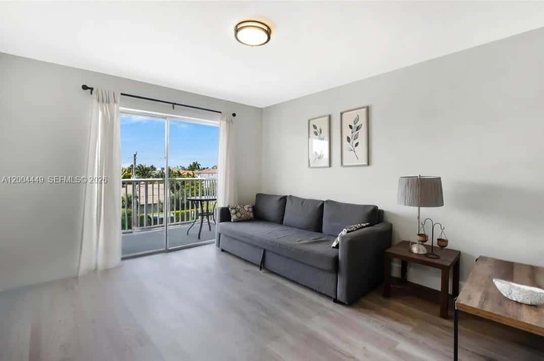3527 NE 168th St # 409, North Miami Beach FL 33160