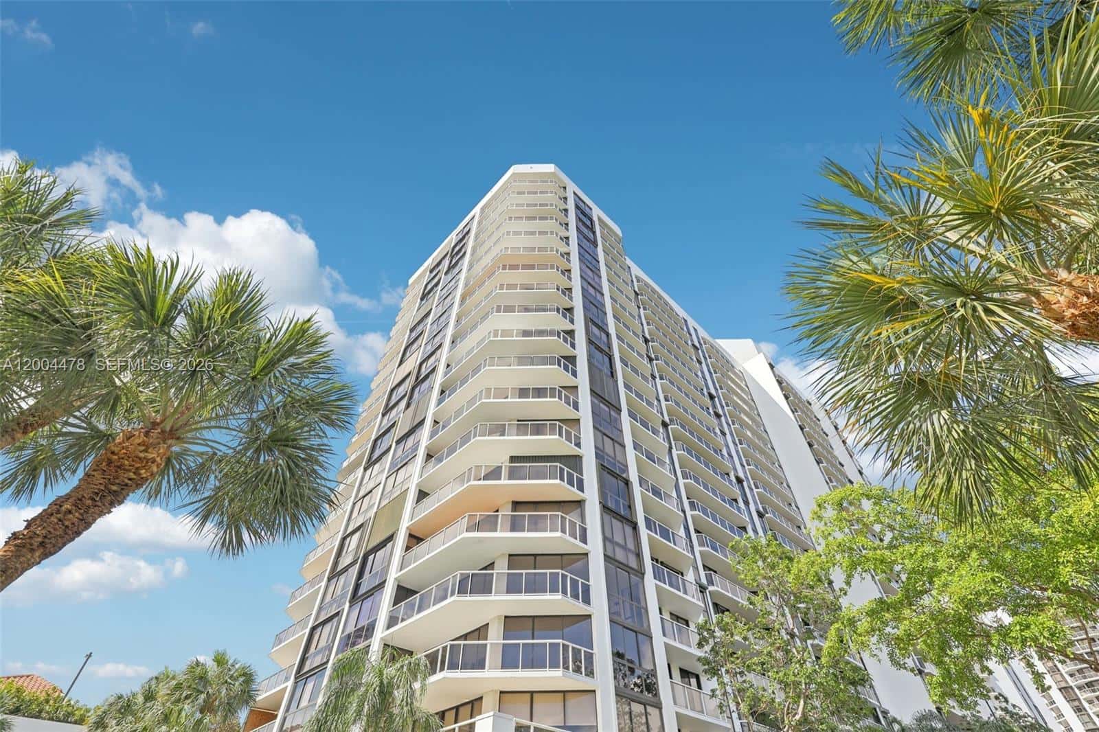 3640 Yacht Club Dr # 1007, Aventura FL 33180