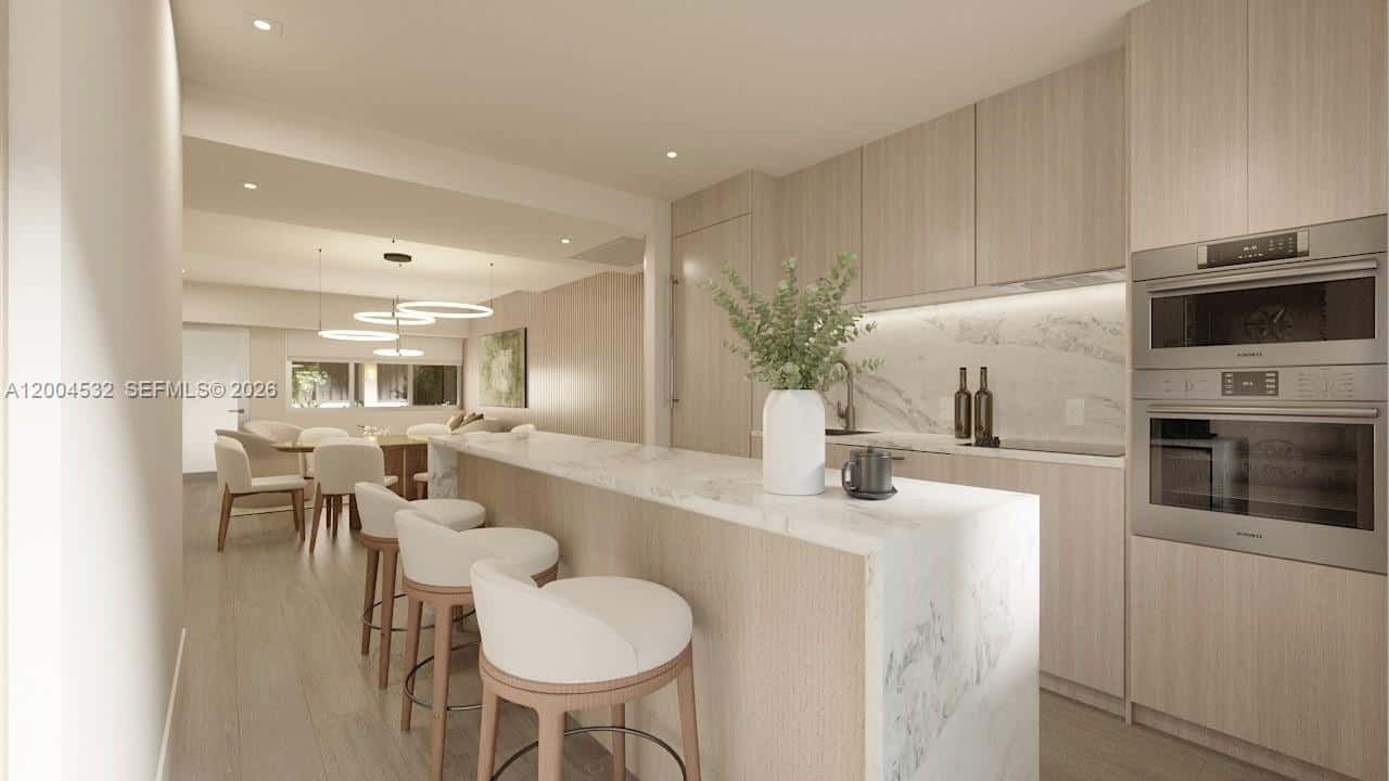 250 Collins Ave # 109, Miami Beach FL 33139