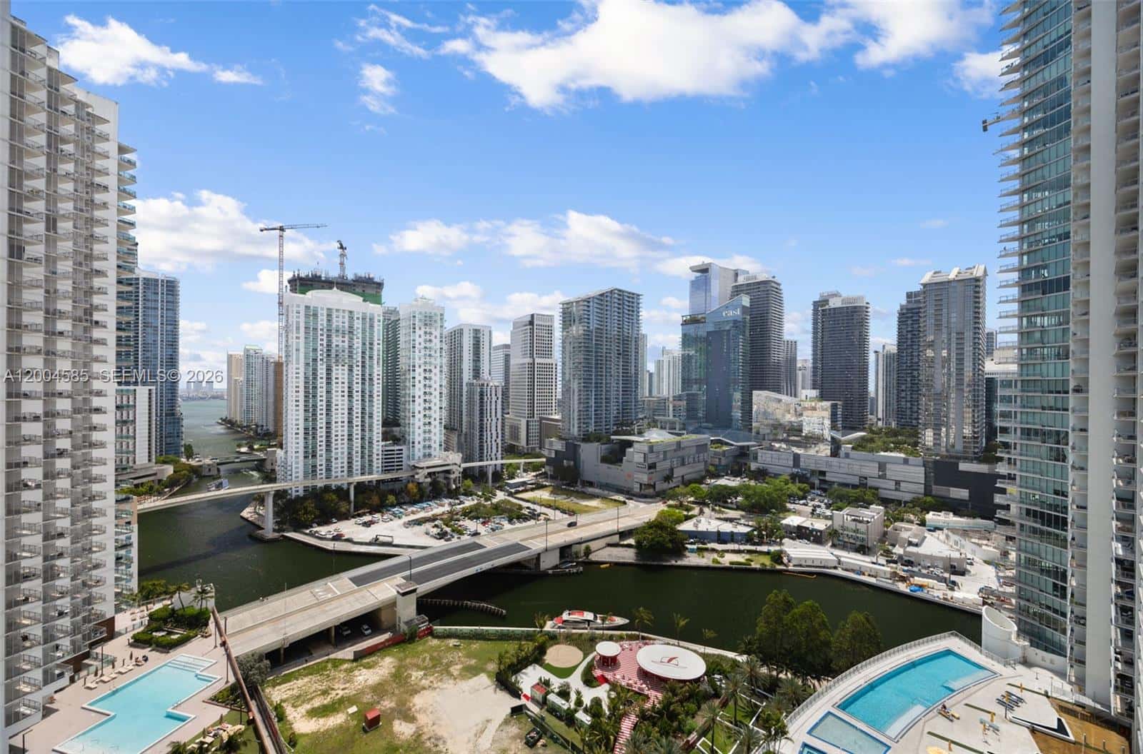 90 SW 3rd St # 2602, Miami FL 33130
