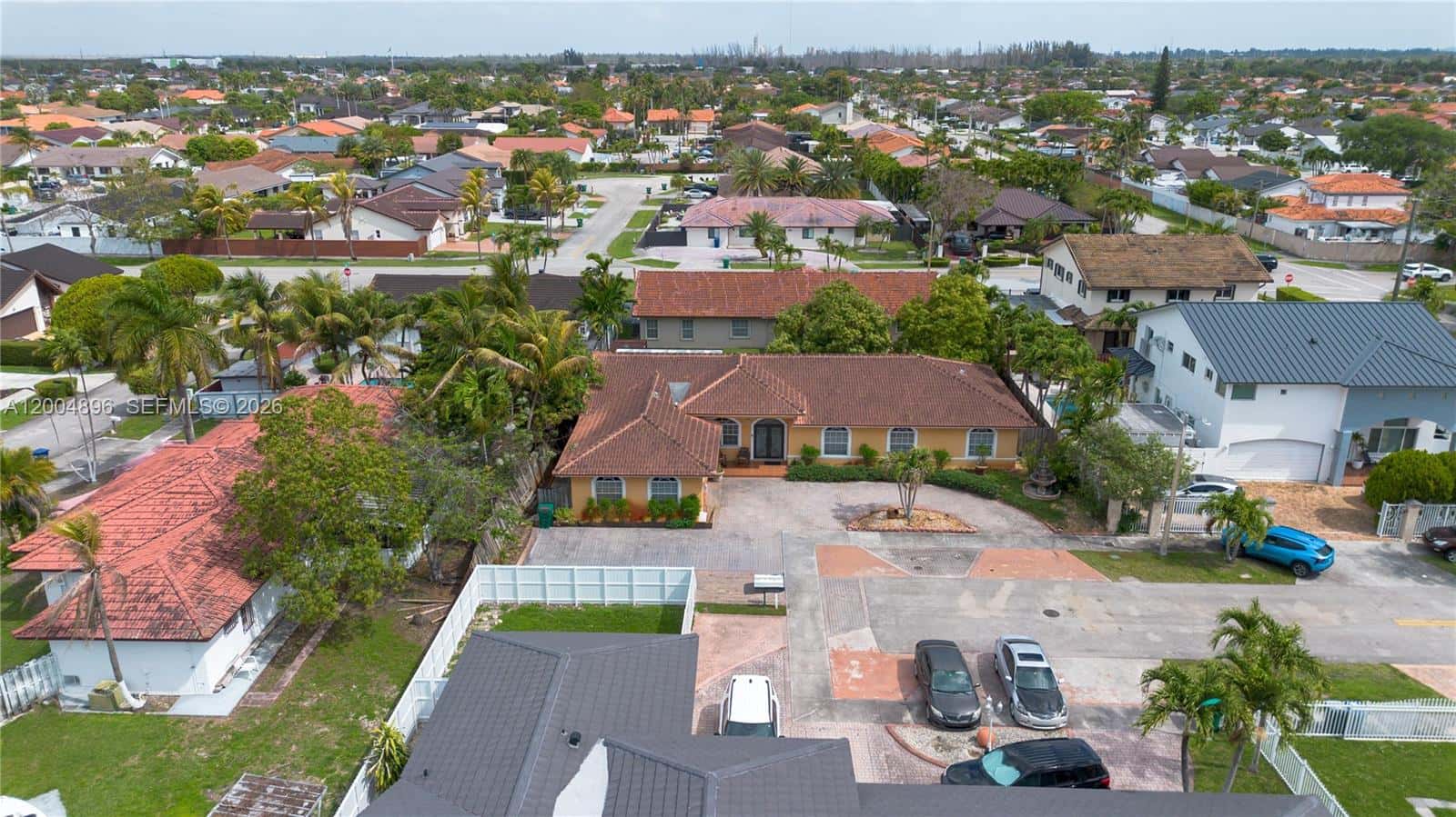 13911 SW 18th Ter, Miami FL 33175