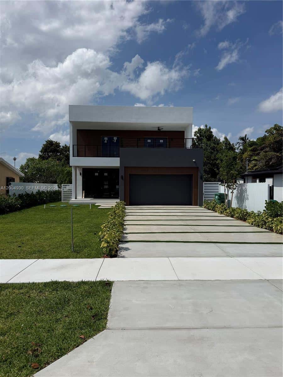 6449 SW 28th St, Miami FL 33155
