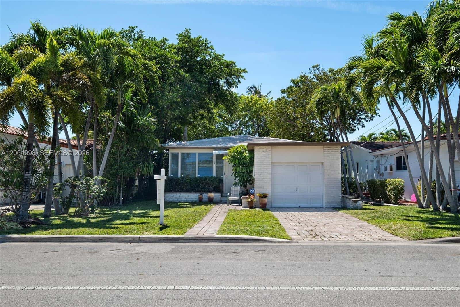 9516 Byron Ave, Surfside FL 33154