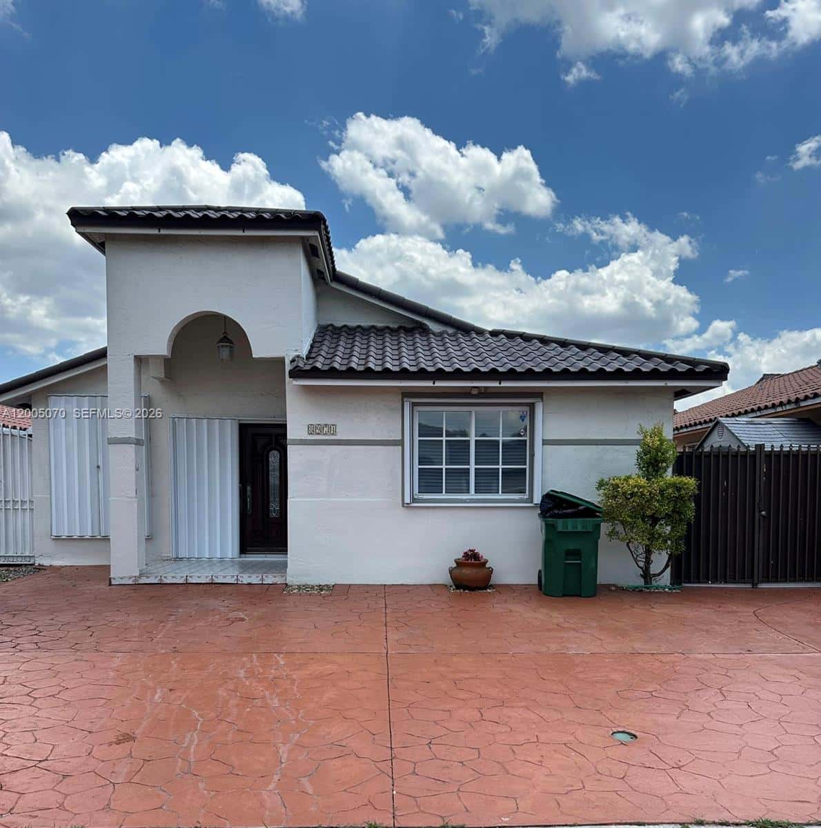 8974 NW 112th St, Hialeah Gardens FL 33018