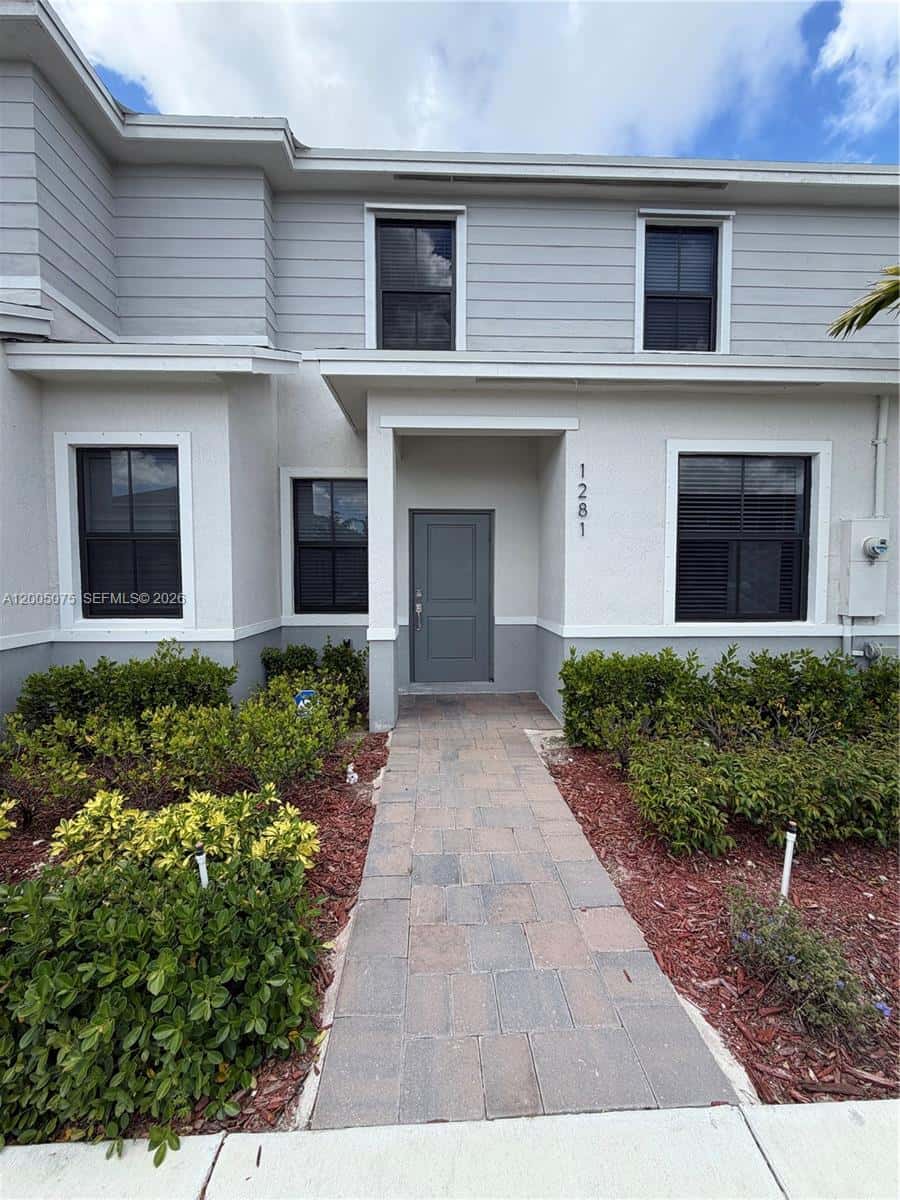 1281 NE 3rd Ave # 1281, Florida City FL 33034