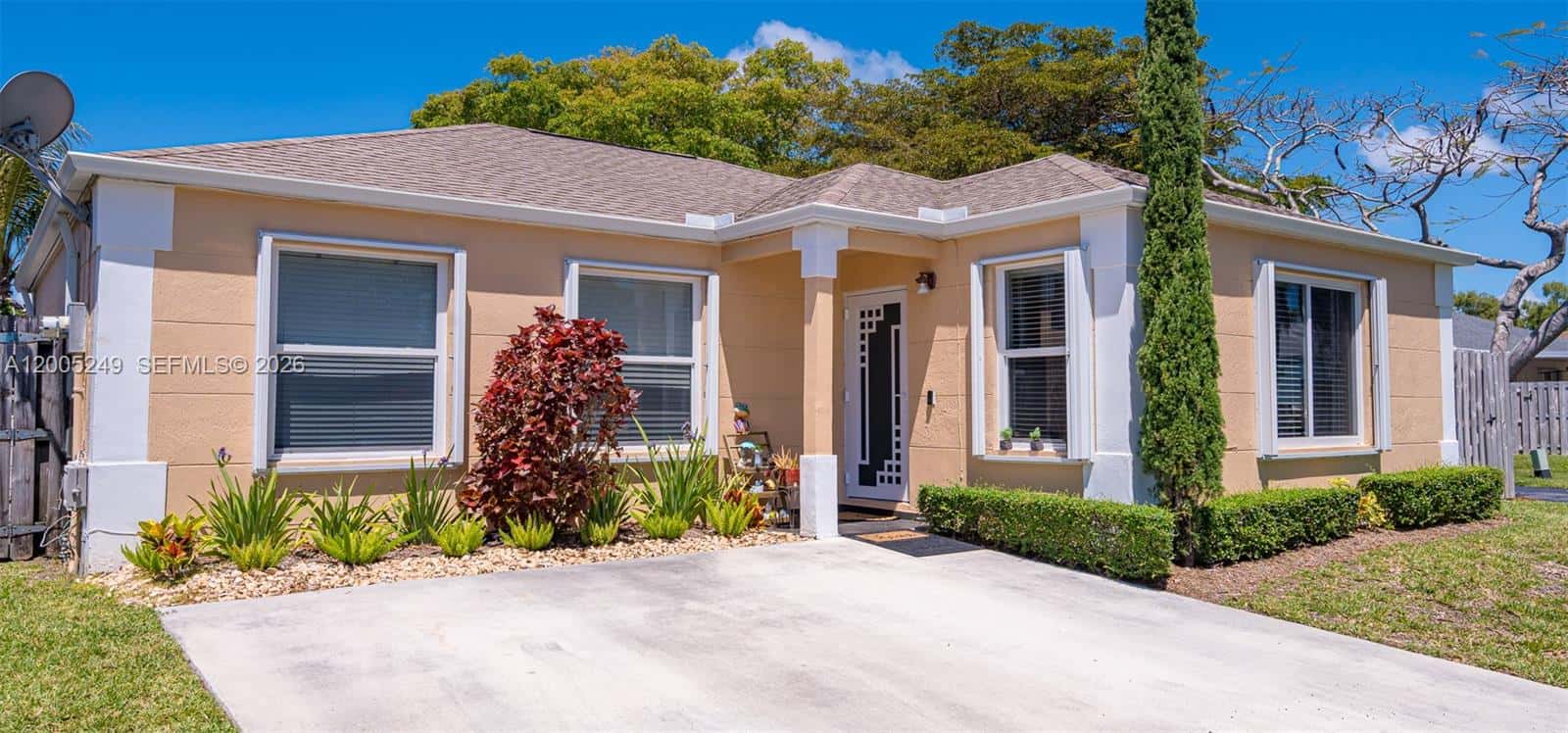 9786 SW 222nd Ter, Cutler Bay FL 33190