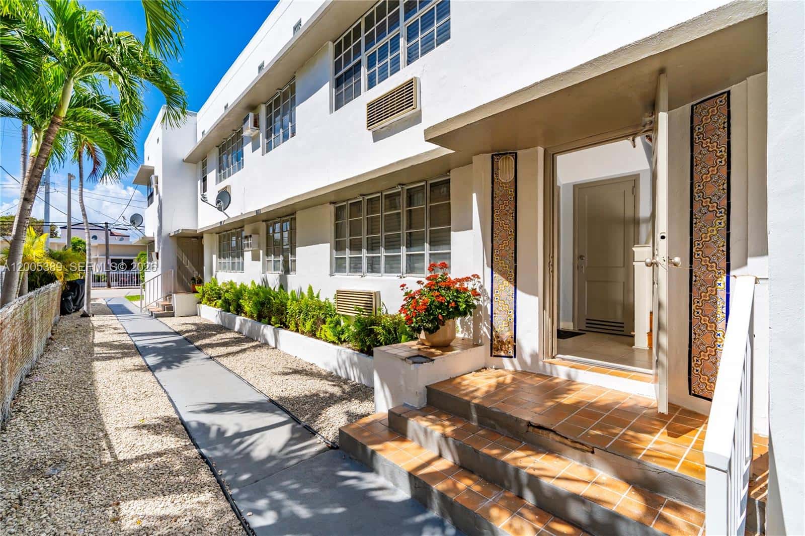 7633 Dickens Ave # 2, Miami Beach FL 33141