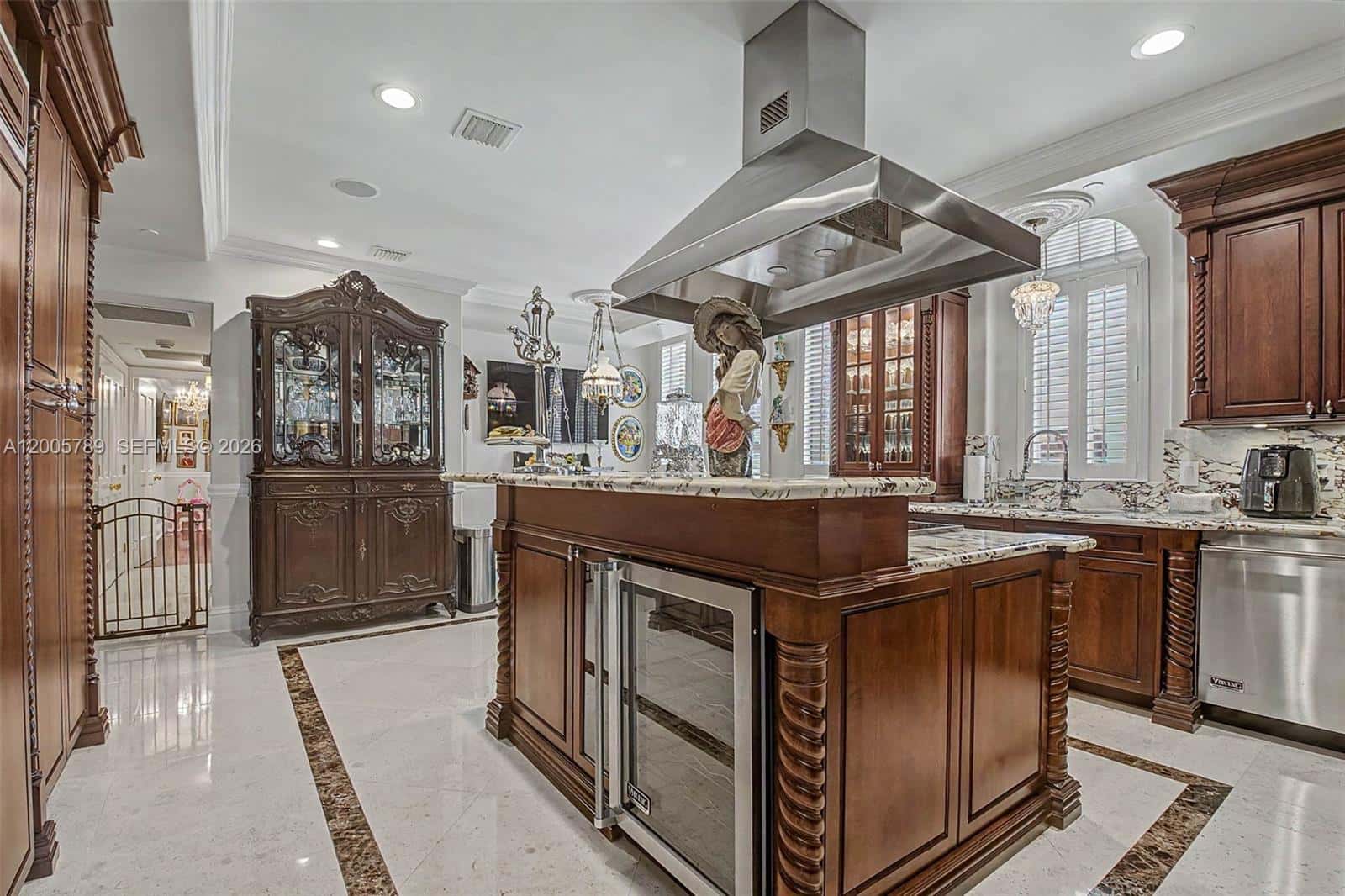 600 Coral Way # 5, Coral Gables FL 33134