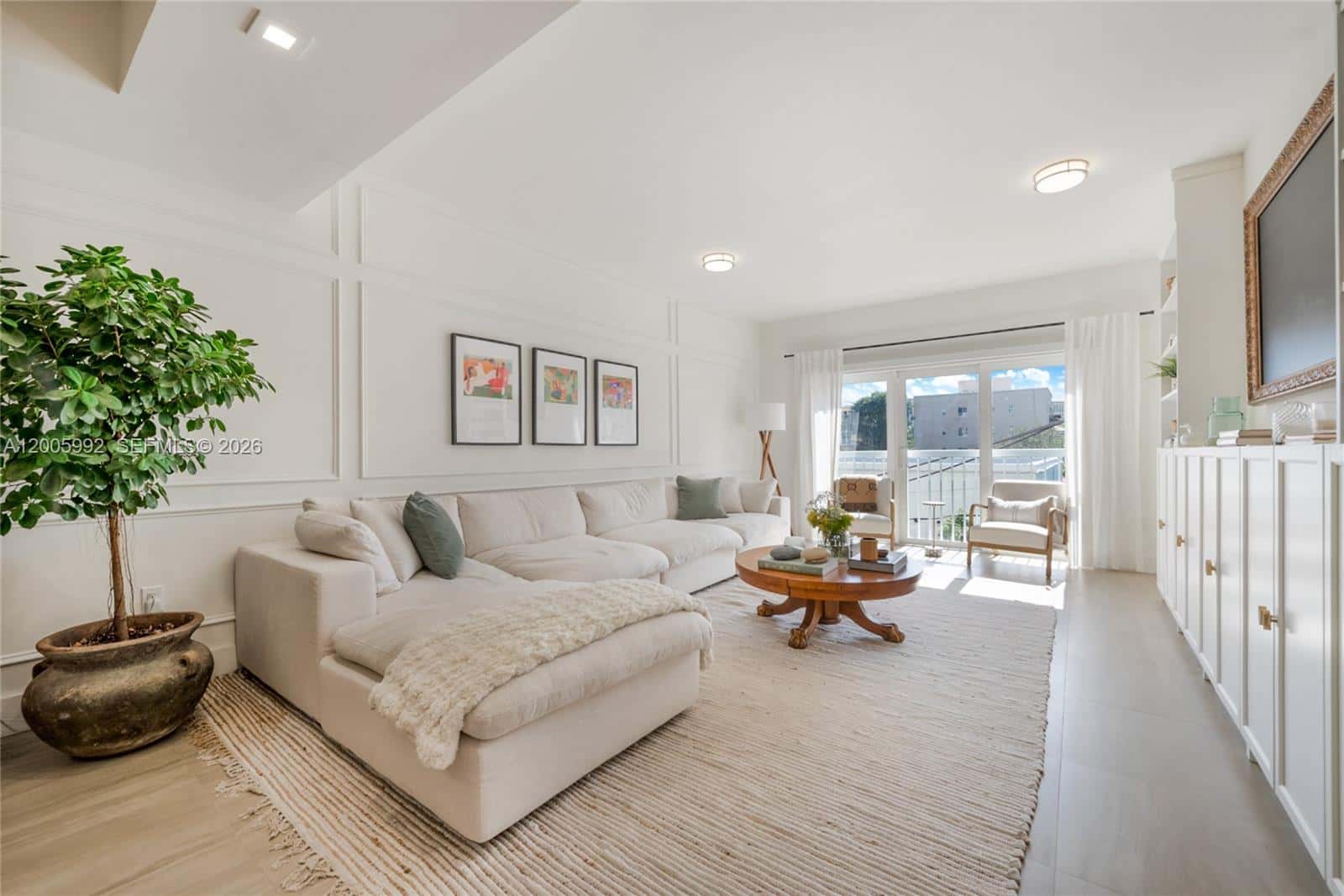 120 Salamanca Ave # 3B, Coral Gables FL 33134