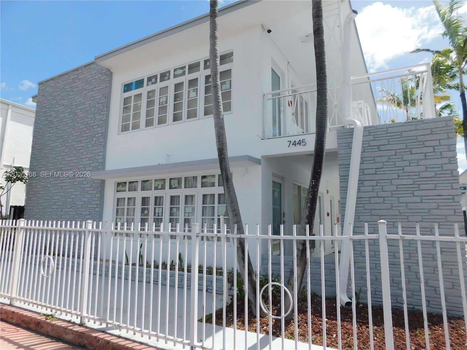 7445 S Harding Ave # 210, Miami Beach FL 33141