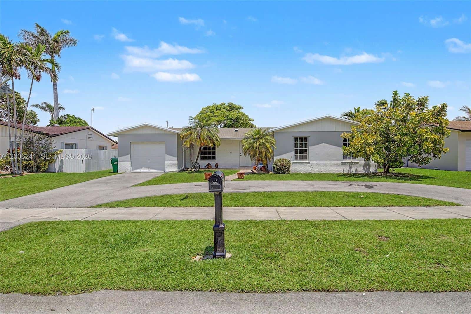 12001 SW 118th St, Miami FL 33186