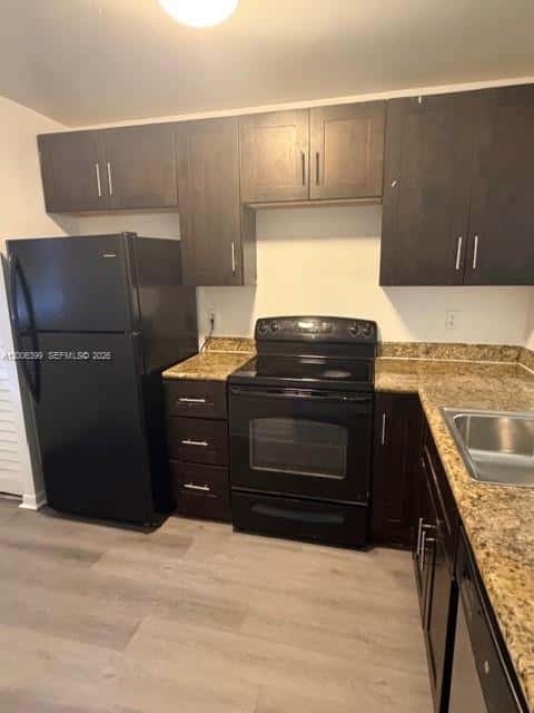 20800 NE 8th Ct # 17, Miami FL 33179