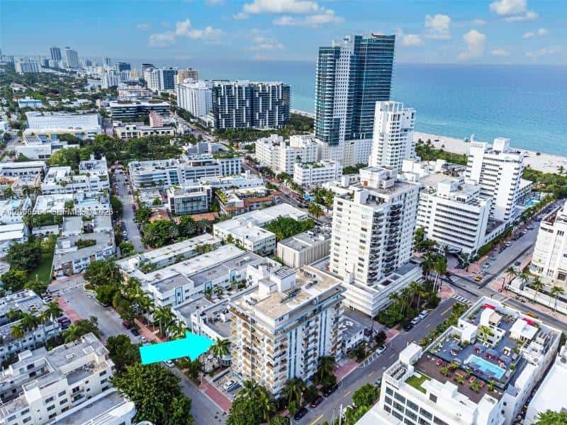 245 18th St # 305, Miami Beach FL 33139