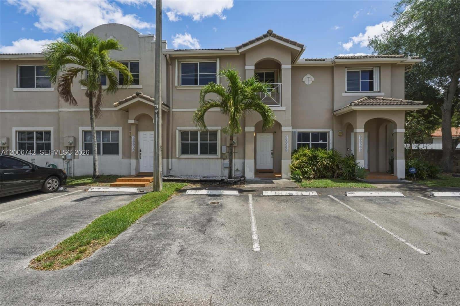 16613 NW 71st Ave, Miami Lakes FL 33014