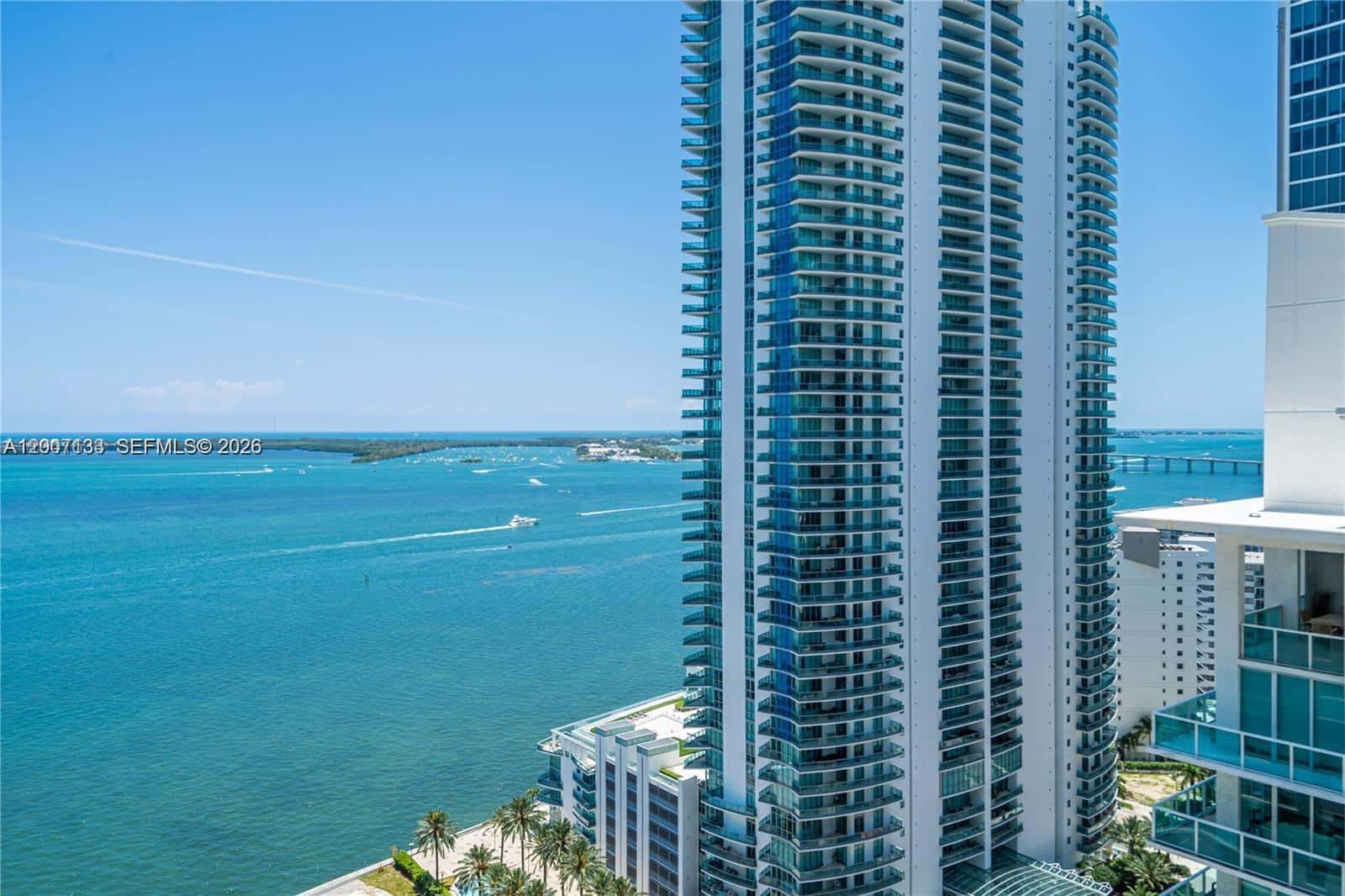 1200 Brickell Bay Dr # 1907, Miami FL 33131
