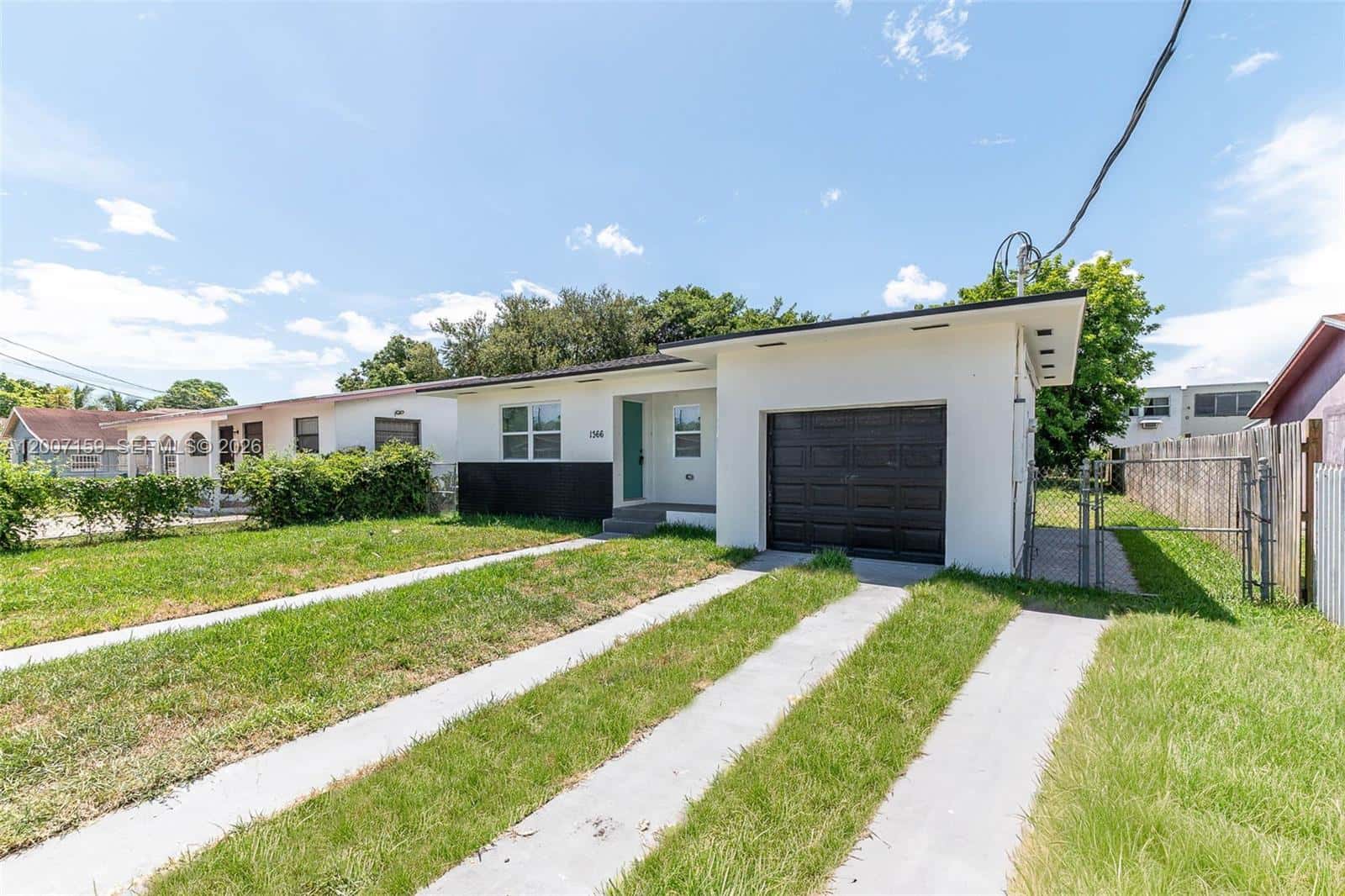 1366 NW 75th St, Miami FL 33147