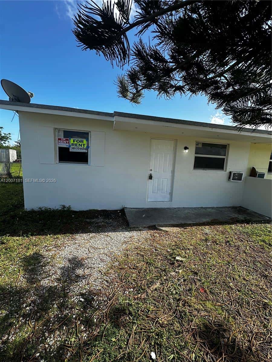 11840 SW 212th St # 11840, Miami FL 33177