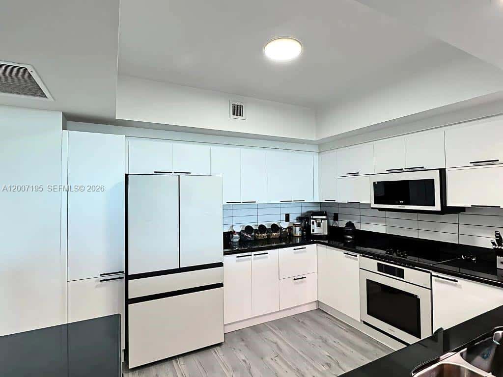 14951 Royal Oaks Ln # 1708, North Miami FL 33181