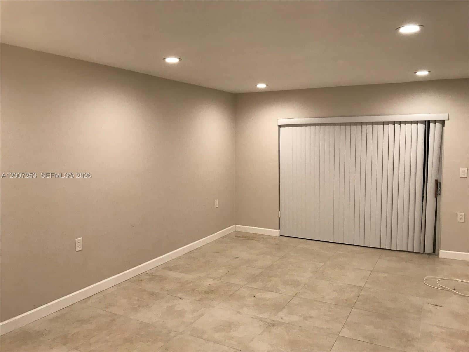 11237 SW 88th St, Miami FL 33176